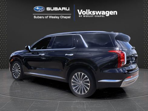Used 2024 Hyundai Palisade Calligraphy FWD image 5