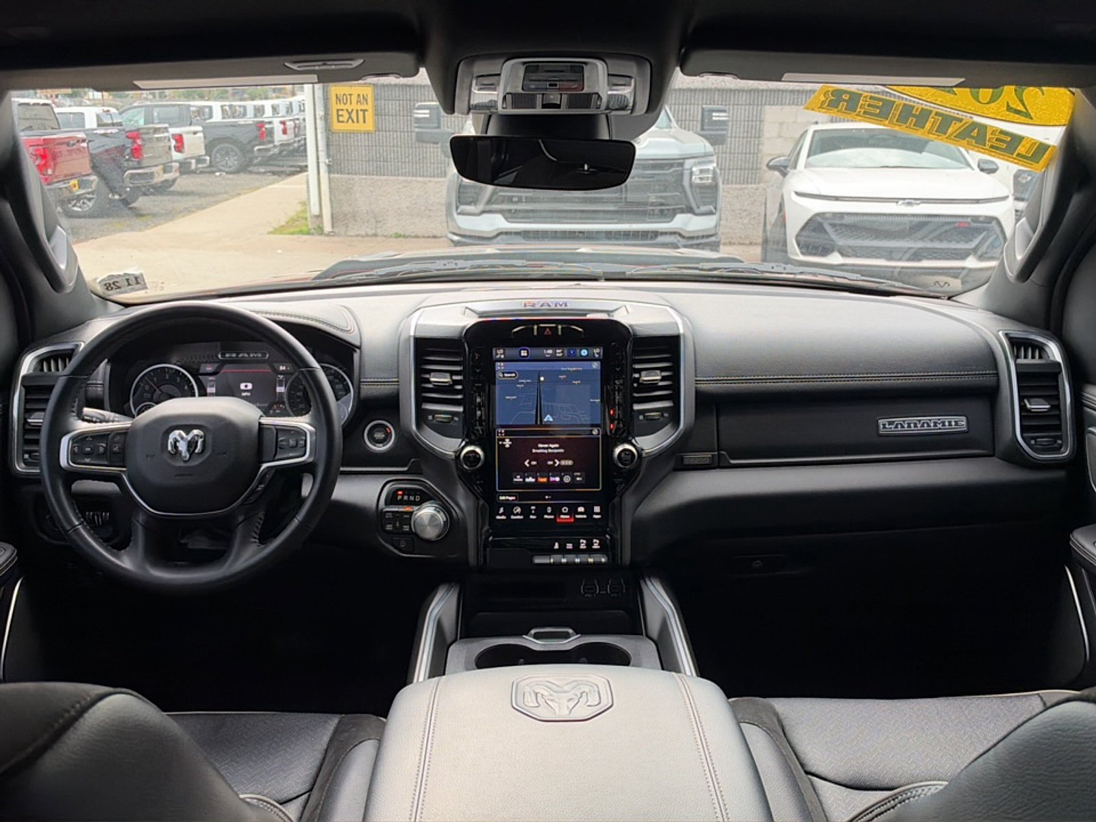 Used 2023 RAM 1500 Laramie AWD/4WD image 28