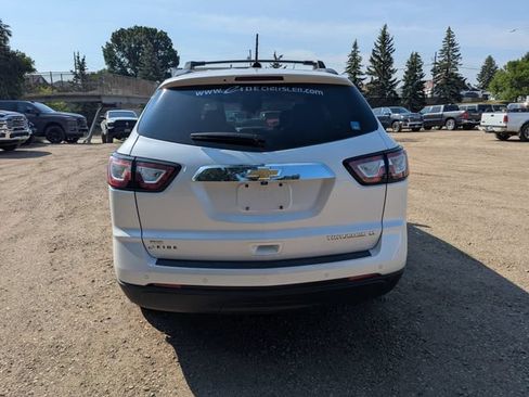 Used 2016 Chevrolet Traverse LT AWD/4WD image 16