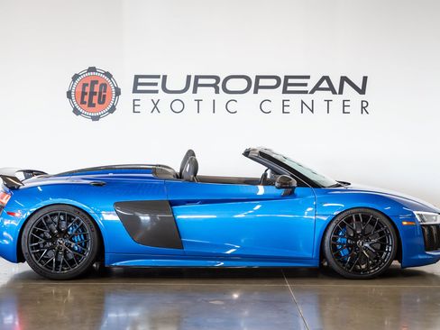 Used 2018 Audi R8 V10 plus AWD/4WD image 12
