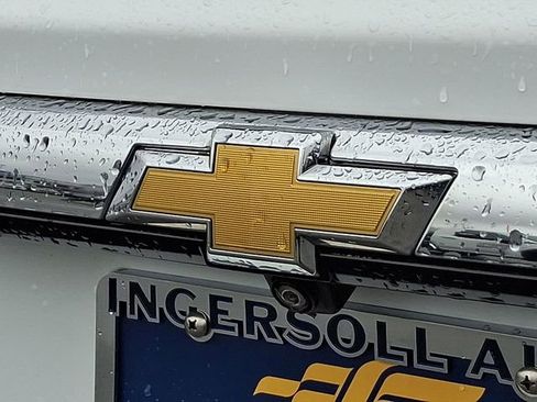 Used 2022 Chevrolet Traverse LS image 34