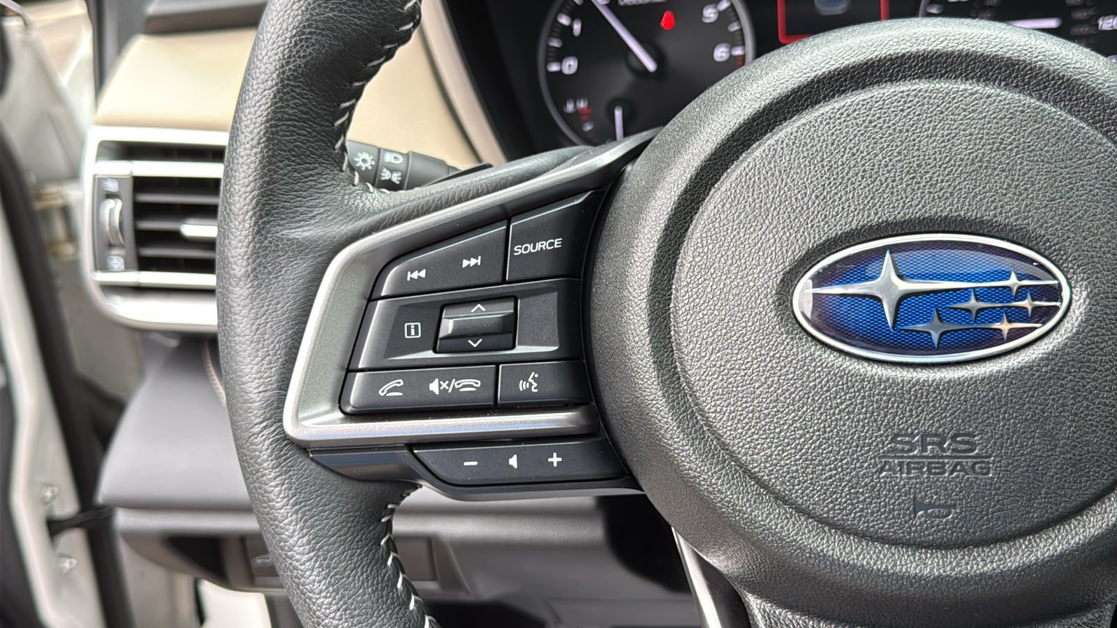 Certified 2024 Subaru Outback Limited AWD/4WD image 14