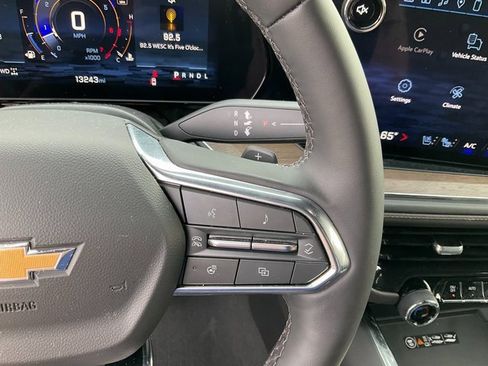 Used 2025 Chevrolet Tahoe High Country image 12