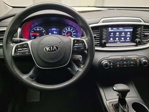 Used 2019 Kia Sorento L image 22