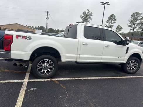 Used 2021 Ford F250 Lariat w/ Lariat Ultimate Package image 8