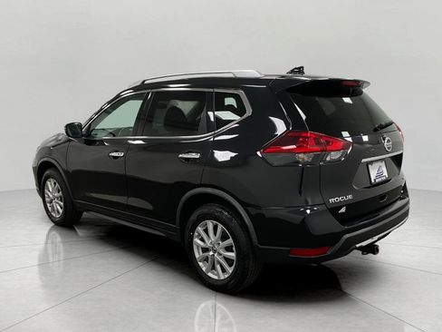 Used 2018 Nissan Rogue SV AWD/4WD image 9