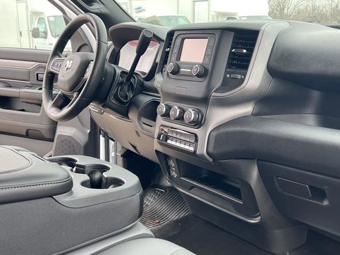 New 2024 RAM 5500 Tradesman image 19
