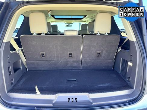 Used 2021 Ford Expedition XLT image 8