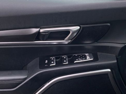 Certified 2025 Kia Telluride S image 21