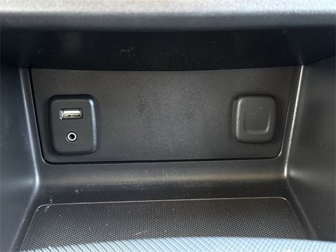 Used 2018 Chevrolet Colorado Z71 image 23