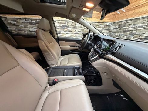 Used 2018 Honda Odyssey EX-L image 14