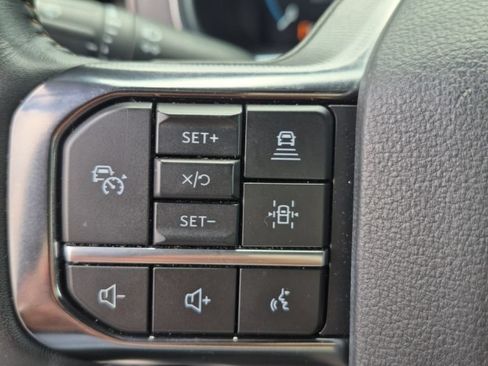 Used 2022 Ford F150 Platinum w/ Equipment Group 701A High AWD/4WD image 23