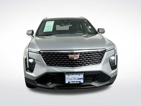 Used 2024 Cadillac XT4 Premium Luxury w/ Technology Package AWD/4WD image 2