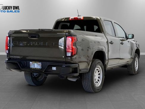 Used 2023 Chevrolet Colorado W/T RWD image 4