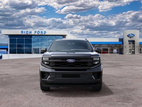 New 2027 Ford Expedition Active AWD/4WD image 3