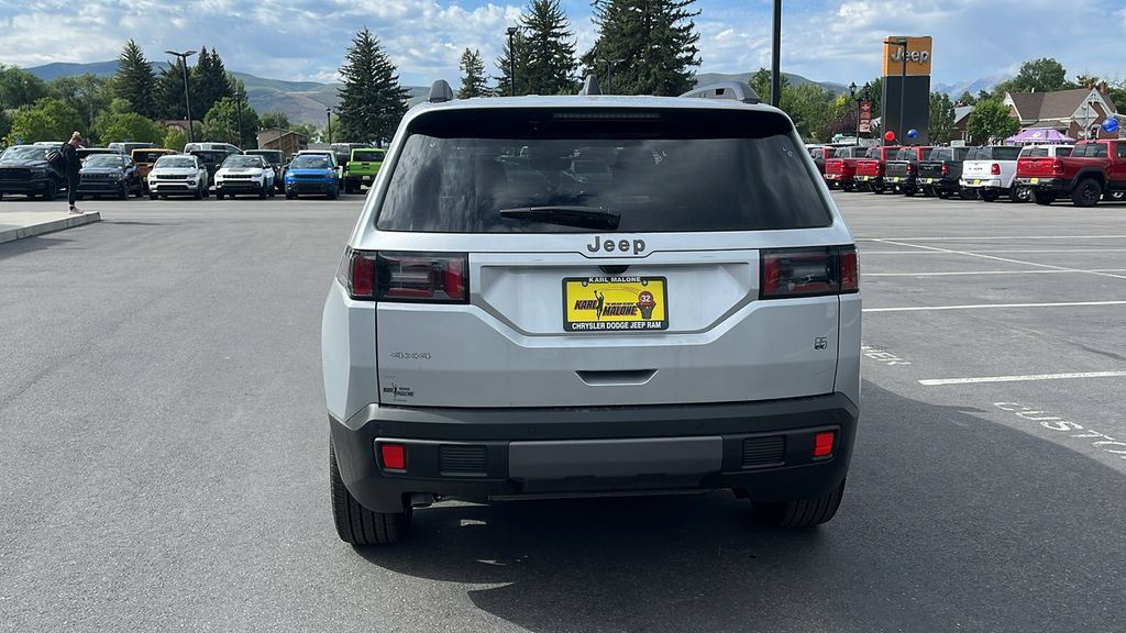 New 2026 Jeep Cherokee Overland AWD/4WD image 4
