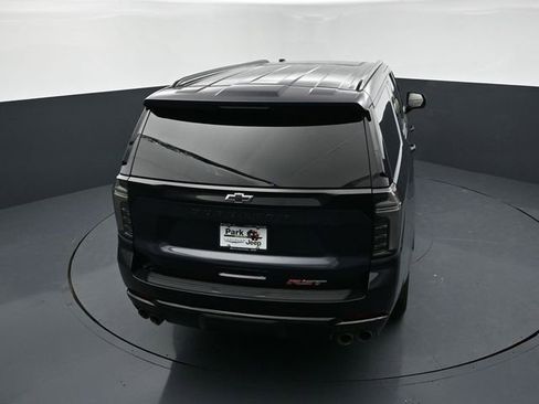 Used 2026 Chevrolet Suburban RST w/ Comfort Package AWD/4WD image 17