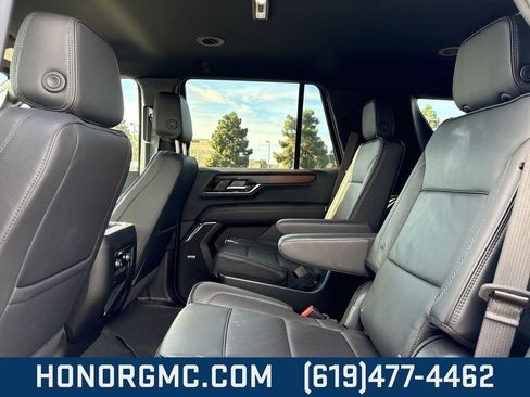 Used 2025 GMC Yukon Denali image 17