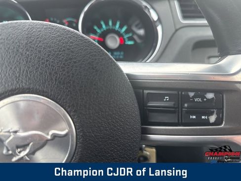 Used 2012 Ford Mustang Coupe image 36