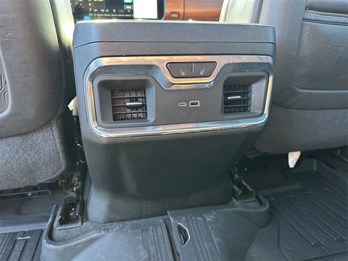 Used 2024 GMC Sierra 2500 Denali Ultimate image 23