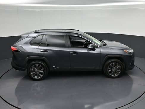 Used 2025 Toyota RAV4 XLE Premium w/ Weather Package AWD/4WD image 21
