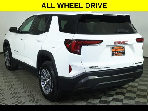 Used 2025 GMC Terrain Elevation AWD/4WD image 4
