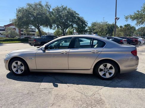 Used 2011 BMW 528i Sedan RWD image 2