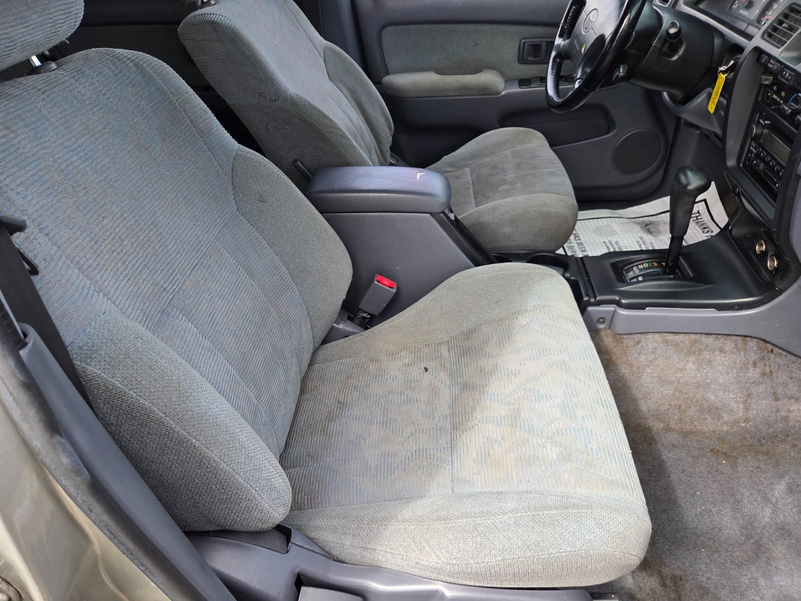 Used 2000 Toyota 4Runner SR5 w/ Upgrade Value Pkg 2 RWD image 15