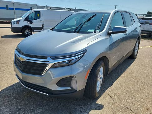 Used 2024 Chevrolet Equinox LT image 1