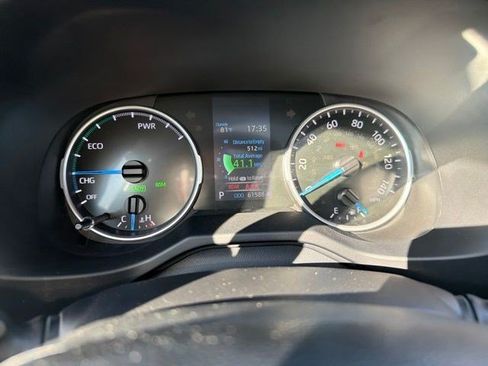 Used 2021 Toyota RAV4 XLE Premium AWD/4WD image 11