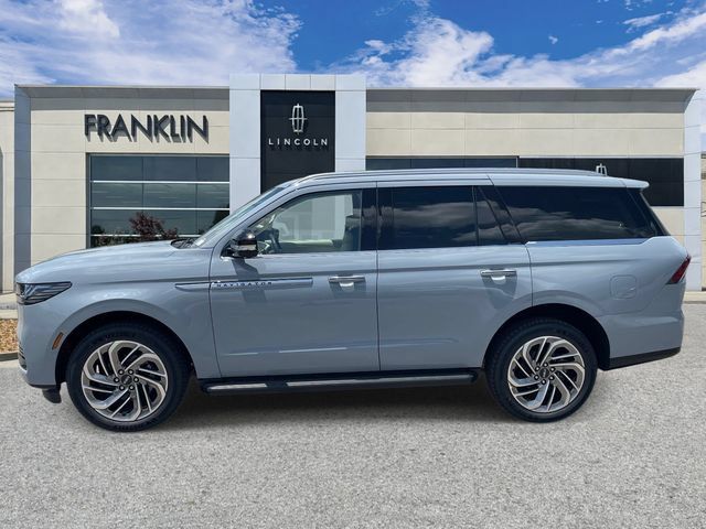 New 2027 Lincoln Navigator Premiere AWD/4WD image 6