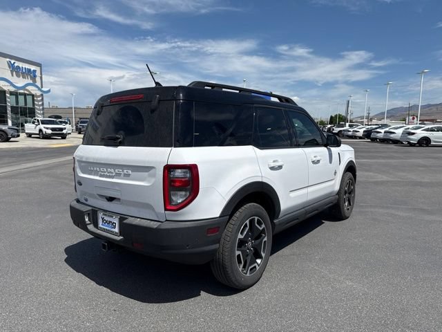 Used 2022 Ford Bronco Sport Outer Banks w/ Tech Package AWD/4WD image 4