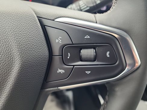 New 2026 Chevrolet Trax LT w/ LT Convenience Package image 17