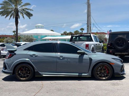 Used 2021 Honda Civic Type R image 25