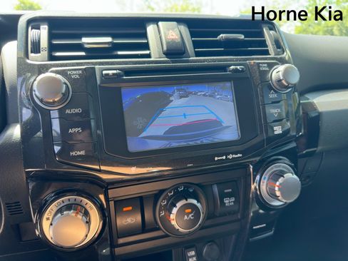 Used 2019 Toyota 4Runner TRD Off-Road Premium AWD/4WD image 17