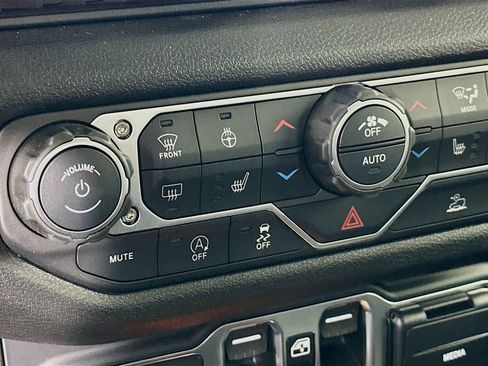 New 2026 Jeep Gladiator Sport image 27