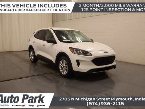 Used 2022 Ford Escape SE image 1