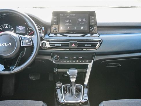 Certified 2023 Kia Seltos S image 14