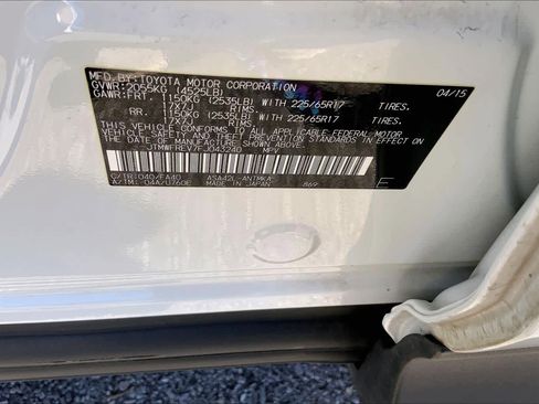 Used 2015 Toyota RAV4 XLE image 32