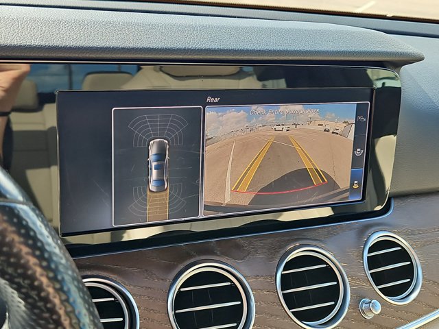Used 2018 Mercedes-Benz E 300 image 14