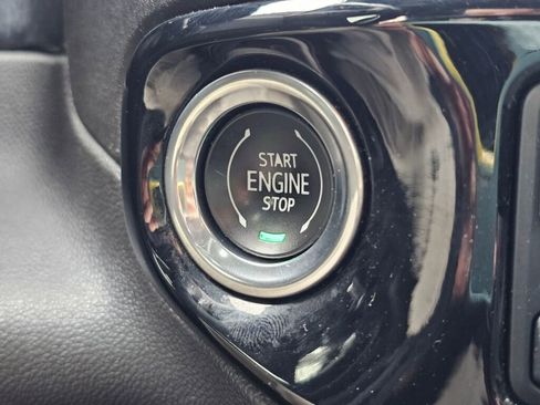 Used 2022 GMC Sierra 1500 Elevation image 33