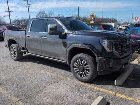 Used 2024 GMC Sierra 3500 Denali Ultimate image 1