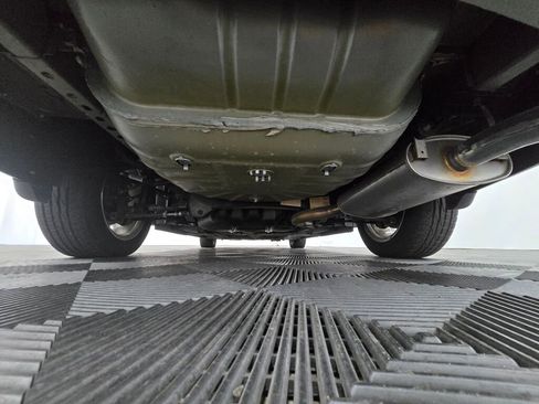 Used 2003 Chrysler Sebring Limited image 76