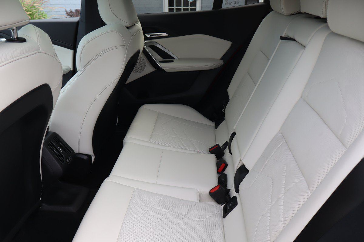 Used 2026 BMW X2 M35i AWD/4WD image 29