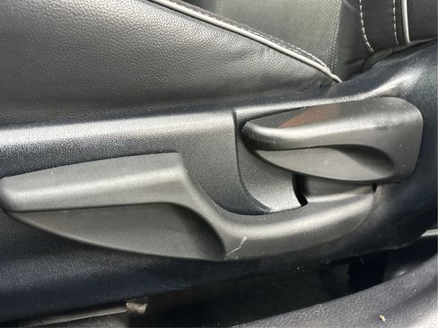 Used 2014 Toyota Corolla S image 25