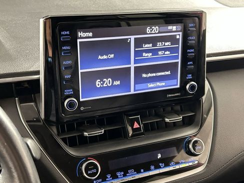 Used 2022 Toyota Corolla Cross XLE w/ Convenience Package image 18