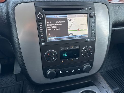 Used 2014 GMC Sierra 3500 SLT image 14