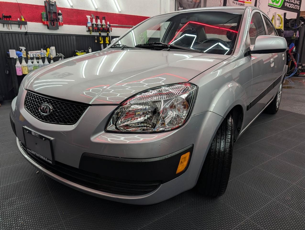 Used 2007 Kia Rio LX FWD image 3