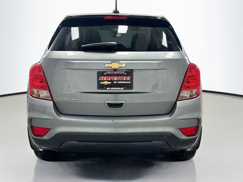 Used 2020 Chevrolet Trax LS w/ Tint and Cruise Package AWD/4WD image 7