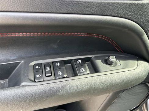 Used 2023 Jeep Compass Trailhawk image 22